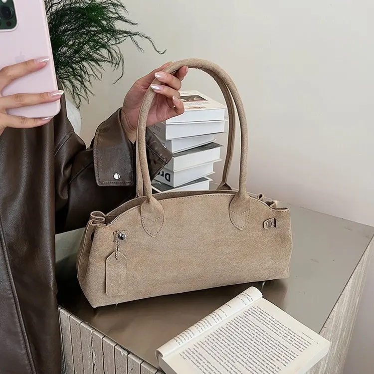 Luxury Brand Leather Shoulder Bag Messenger Crossbody Handbag For Women By Famous Designer Classic Elegant
Luxury Brand Leather Shoulder Bag Messenger Crossbody Handbag For Women By Famous Designer Classic Elegant