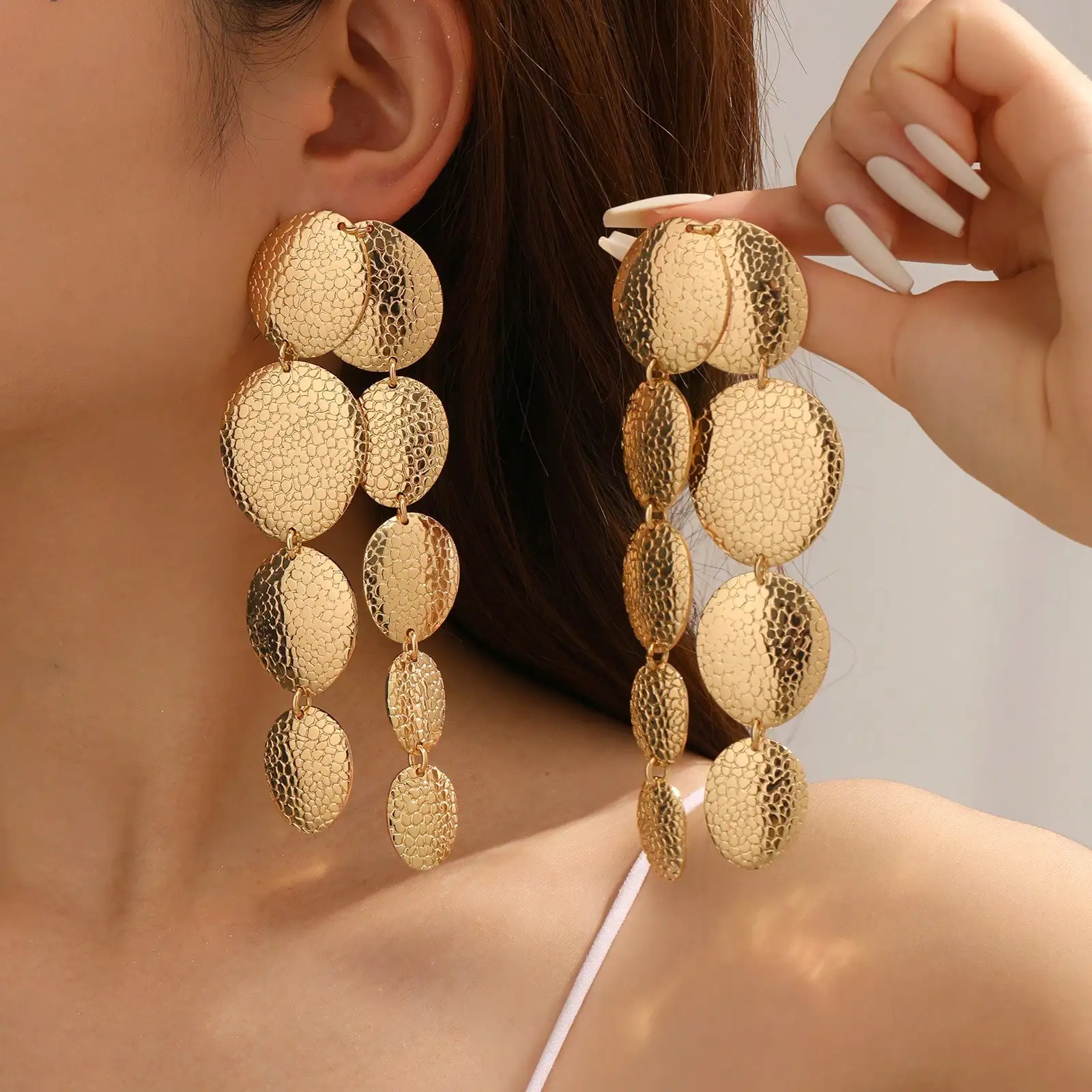 Geometric Texture Oval Earrings - Fashionable Long Tassel Earrings For Women
Geometric Texture Oval Earrings - Fashionable Long Tassel Earrings For Women