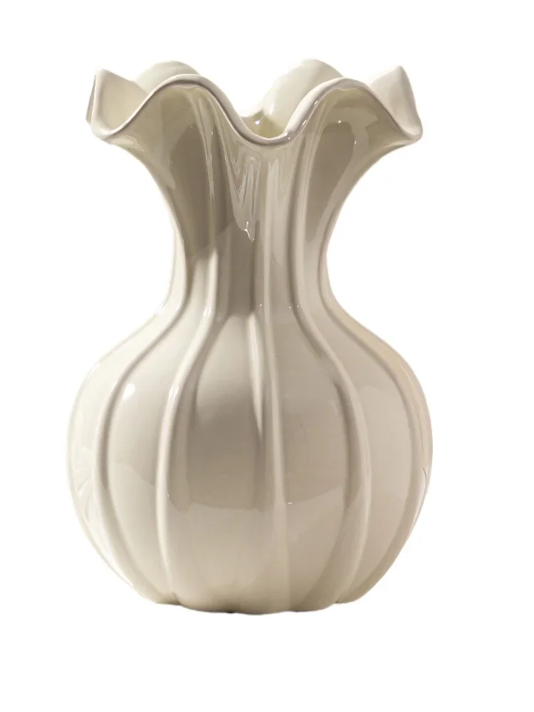Cream wind vase premium sense flower arrangement retro rose living room flowers hydroponic vase
Cream wind vase premium sense flower arrangement retro rose living room flowers hydroponic vase