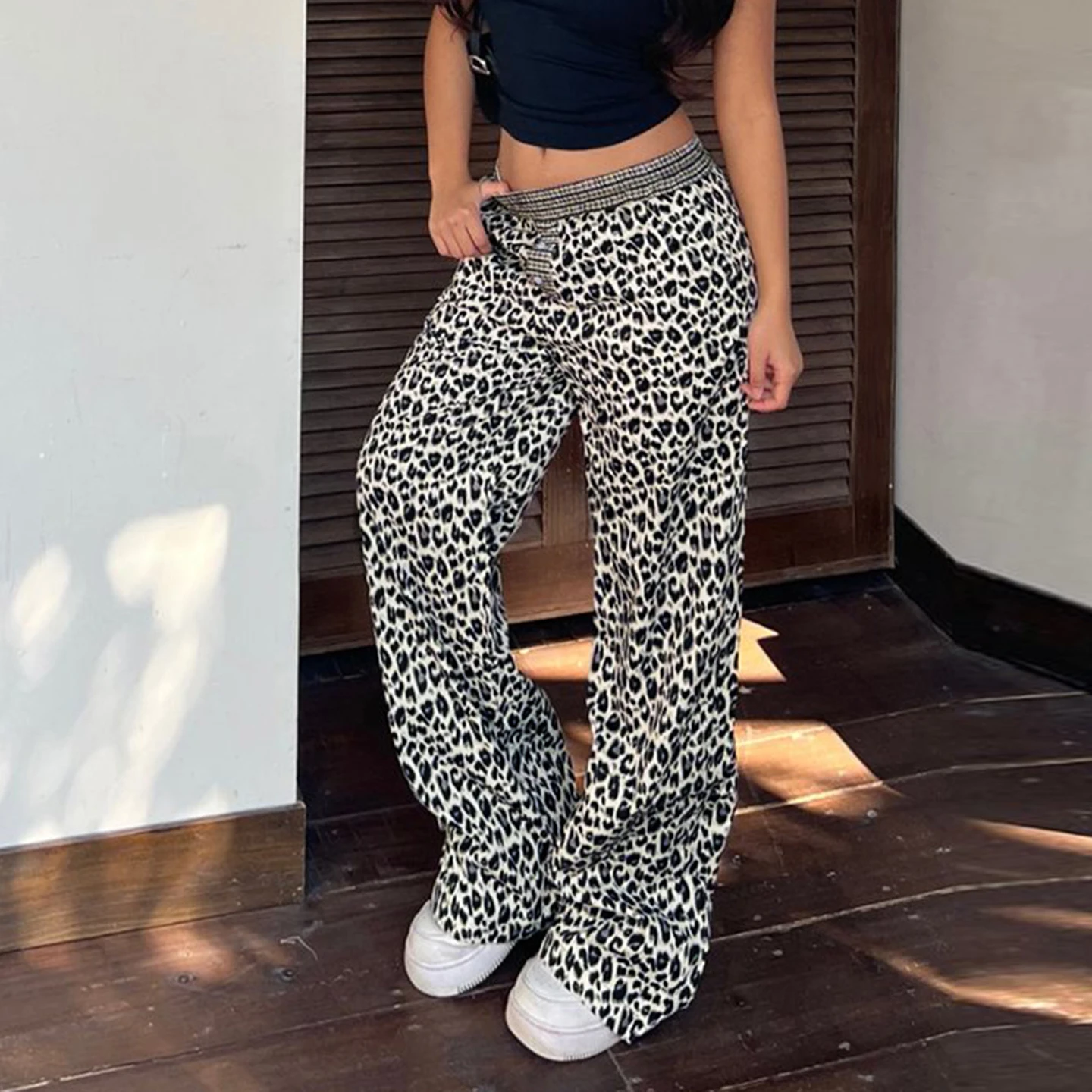 Streetwear Fashion Leopard Printed Elastics Waist Pants Women Vintage Straight Full Length Loose Trousers Casual Bottoms New
Streetwear Fashion Leopard Printed Elastics Waist Pants Women Vintage Straight Full Length Loose Trousers Casual Bottoms New