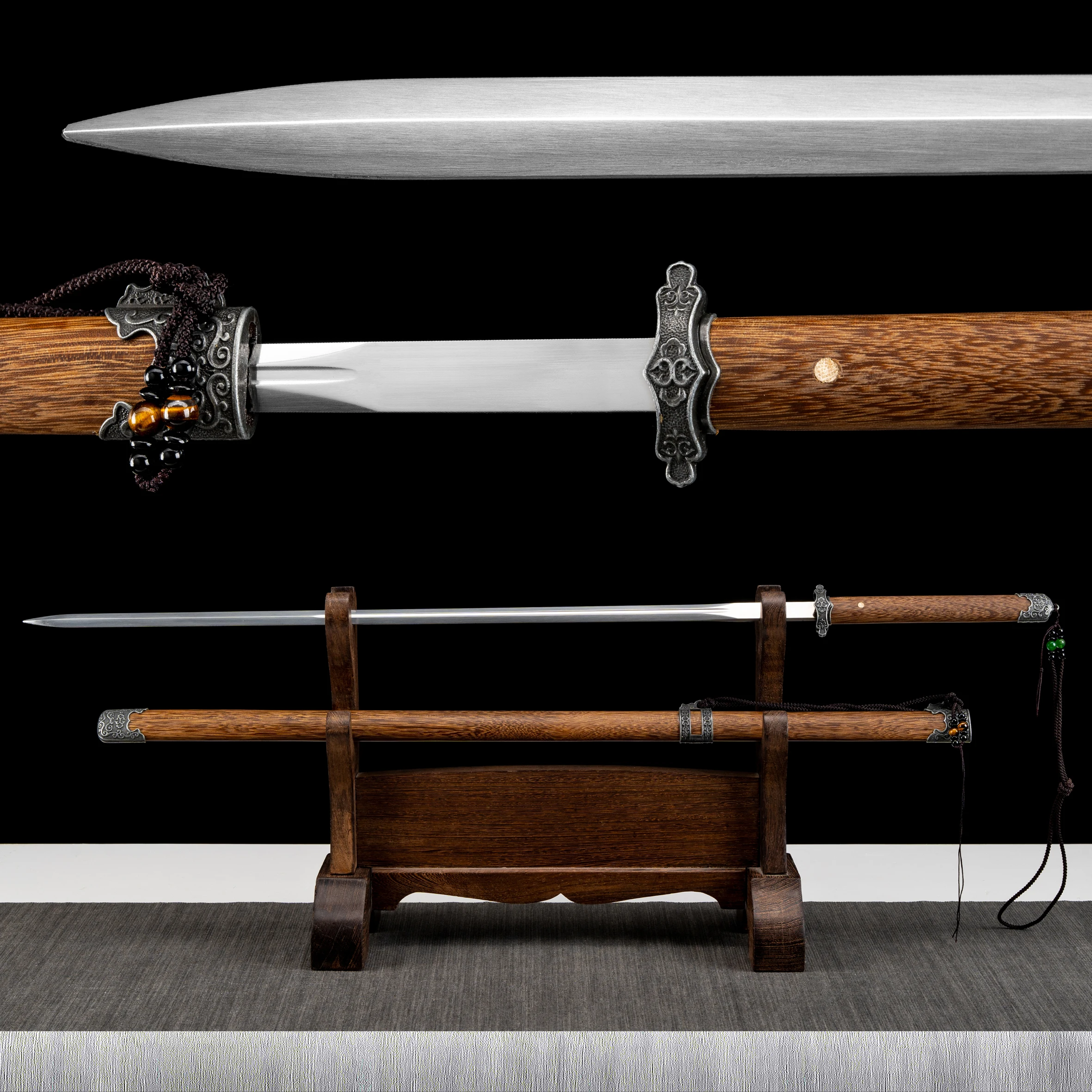 Chinese Tang Sword Chicken Wing Wood Scabbard Full Functional For Kung Fu Training Martial Arts Outdoor Sports Unsharpened Blade
Chinese Tang Sword Chicken Wing Wood Scabbard Full Functional For Kung Fu Training Martial Arts Outdoor Sports Unsharpened Blade
