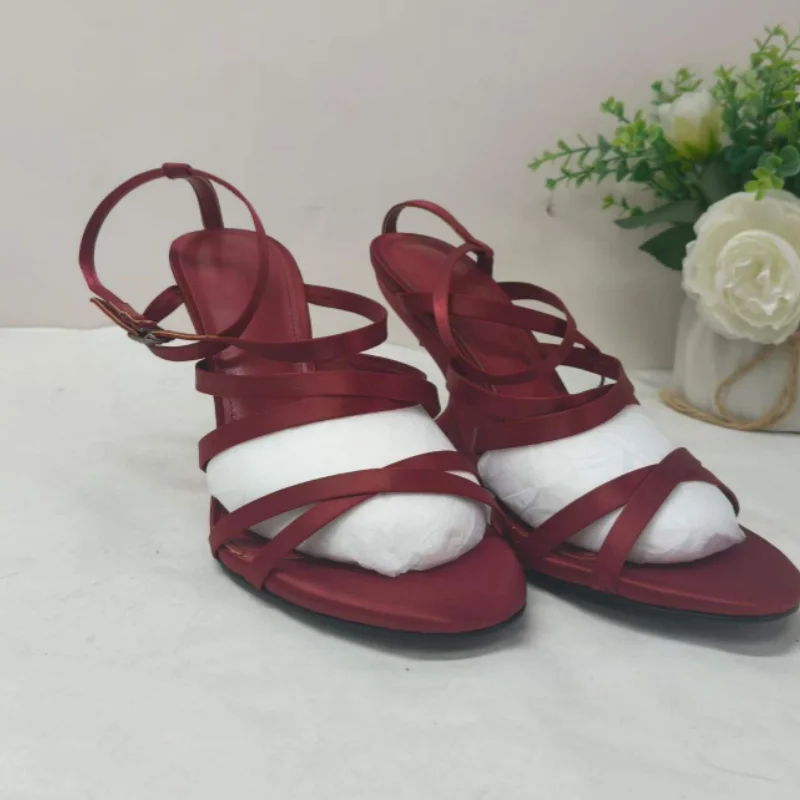 Belts Buckle Shoes for Womens Round Toes Strange Style Heels Sewing Lines Female Sandals Ankle Strap Zapatos Mujer Solid Tacones
Belts Buckle Shoes for Womens Round Toes Strange Style Heels Sewing Lines Female Sandals Ankle Strap Zapatos Mujer Solid Tacones