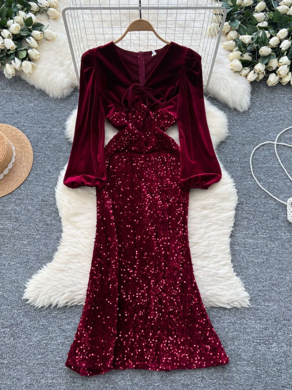 Shiny Velvet Dress Women's Elegant Slimming V-Neck High Waist Long Sleeve Mid-Length A-Line Skirt Korean Style Commute Dress
Shiny Velvet Dress Women's Elegant Slimming V-Neck High Waist Long Sleeve Mid-Length A-Line Skirt Korean Style Commute Dress