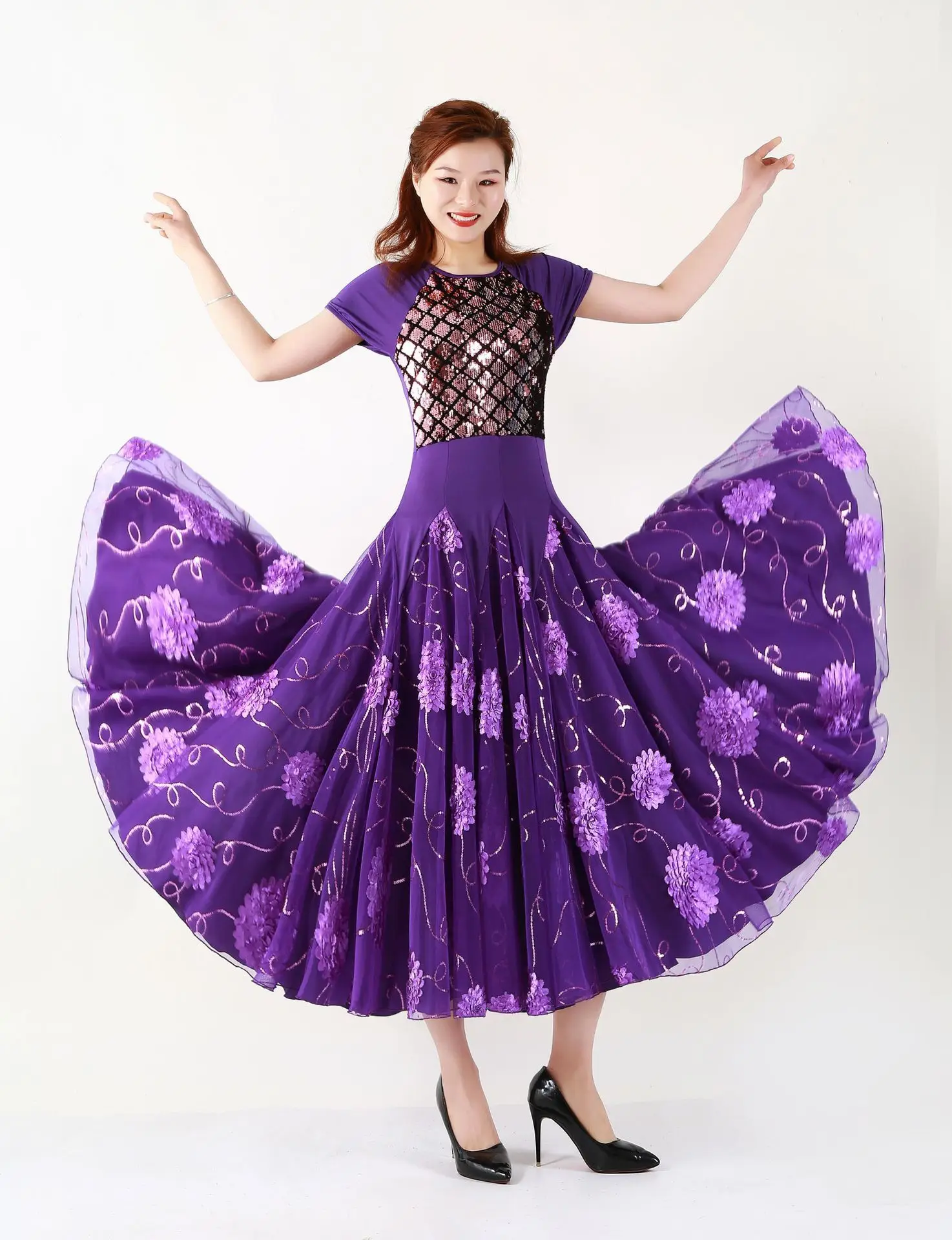 Modern Women Dance Purple Performance Dress, Friendship Dress, Waltz Tango Holiday Party Dance Dress Competition
Modern Women Dance Purple Performance Dress, Friendship Dress, Waltz Tango Holiday Party Dance Dress Competition