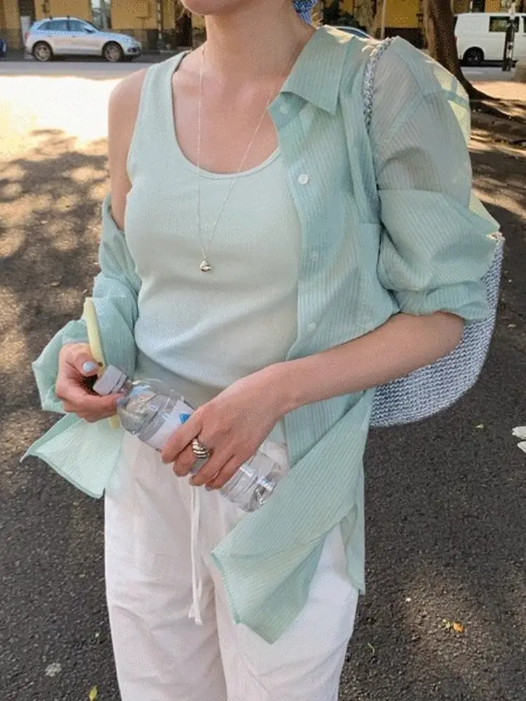 Ladies Casual Stripe Sun Protection irt Thin Long Sve Loose Fit een Color Spring Summer Faion Commute Sle Collar 
Ladies Casual Stripe Sun Protection irt Thin Long Sve Loose Fit een Color Spring Summer Faion Commute Sle Collar