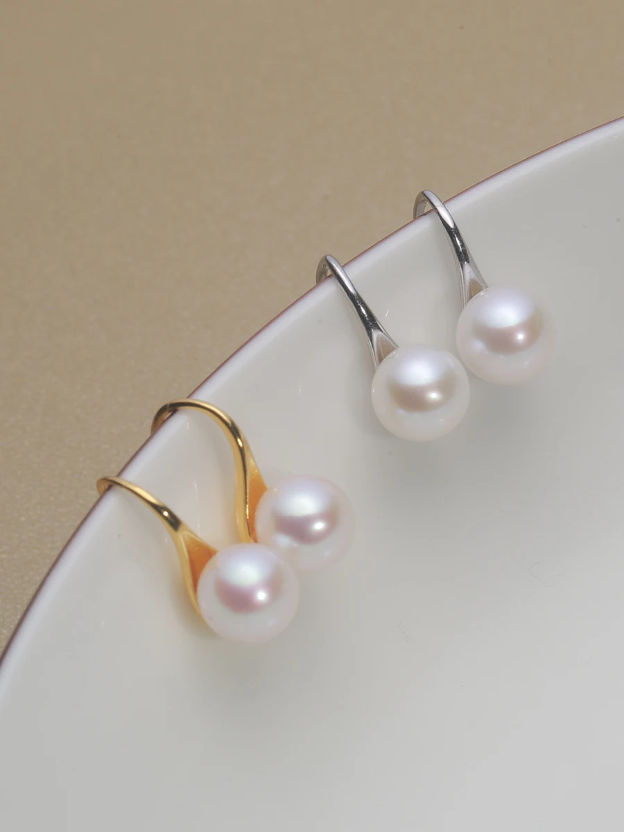 Classic 925 Sterling Silver Ear Hook Natural Freshwater Pearl Round Pearl Earring Jewelry 5A Earring Ear Hook Akoya Pearl EAT
Classic 925 Sterling Silver Ear Hook Natural Freshwater Pearl Round Pearl Earring Jewelry 5A Earring Ear Hook Akoya Pearl EAT