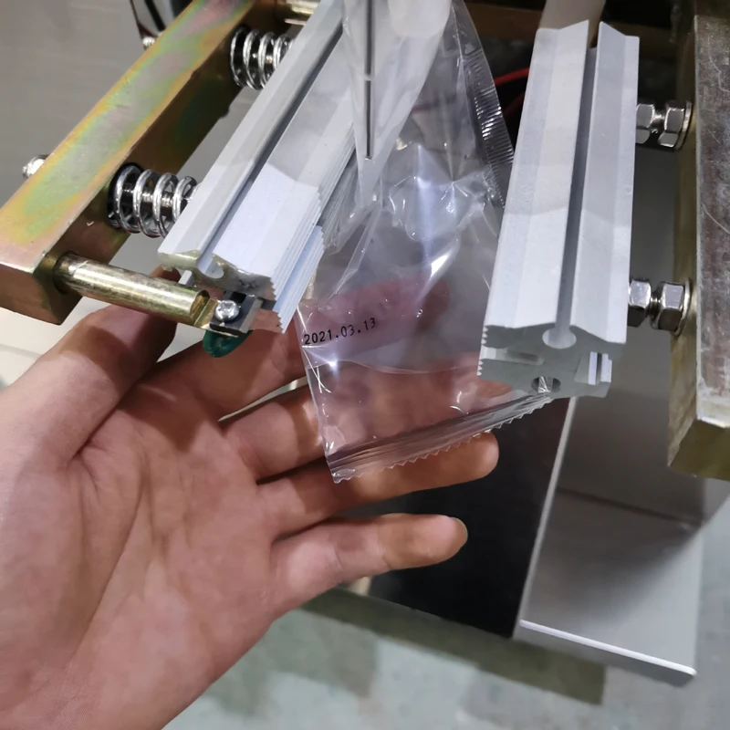 Automatic Liquid Standup Pouch Juice Milk Packaging Machine Sachet Filling Machines Liquid Packing Plastic
Automatic Liquid Standup Pouch Juice Milk Packaging Machine Sachet Filling Machines Liquid Packing Plastic