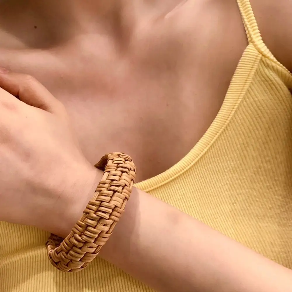 Hand Ring Rattan Woven Bracelet Handmade Hand Jewelry Ethnic Style Bangle Bird Nest Shape Vacation Ornaments
Hand Ring Rattan Woven Bracelet Handmade Hand Jewelry Ethnic Style Bangle Bird Nest Shape Vacation Ornaments