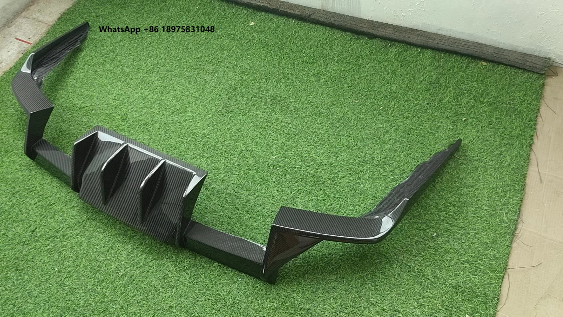 R44 Style Dry Carbon Fiber Rear Diffuser for G87 M2 Prepreg Carbon Fiber Rear Bumper Lip for M2 G87 2023+
R44 Style Dry Carbon Fiber Rear Diffuser for G87 M2 Prepreg Carbon Fiber Rear Bumper Lip for M2 G87 2023+