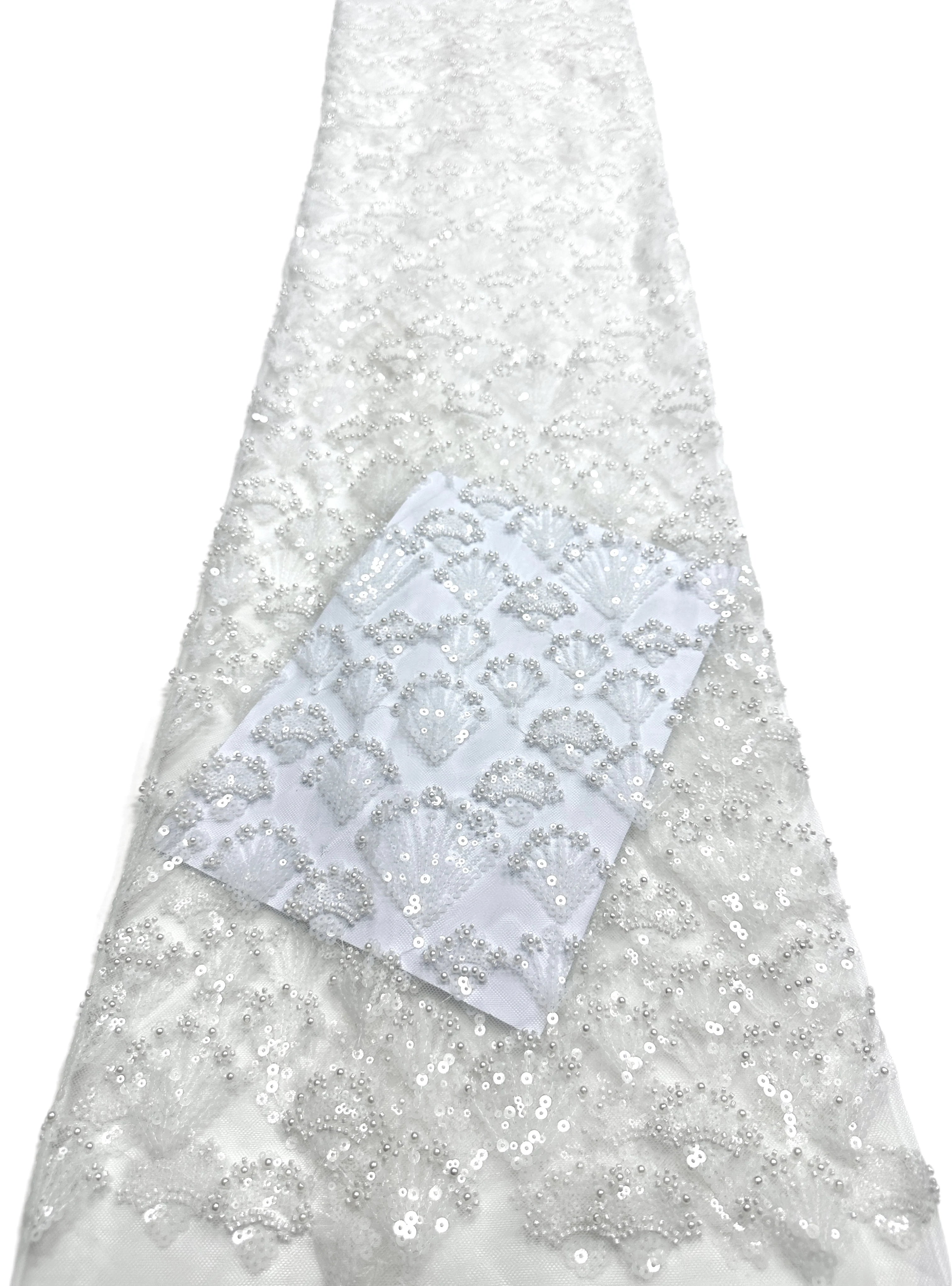 Африканское кружево 2026: Элегантная ткань с бисером, французские пайетки, нигерийская вышивка, свадебное сетчатое кружево для шитья
Африканское кружево 2026: Элегантная ткань с бисером, французские пайетки, нигерийская вышивка, свадебное сетчатое кружево для шитья