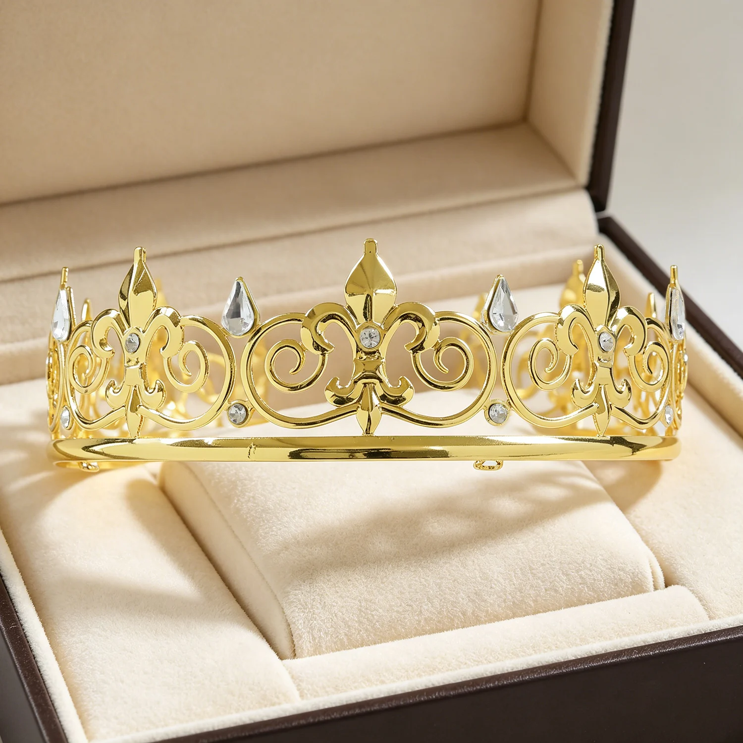 2026 Cross-border Women's Elegant Crown Alloy Rhinestone Light Luxury Wedding, Party and Pageant Headpiece
2026 Cross-border Women's Elegant Crown Alloy Rhinestone Light Luxury Wedding, Party and Pageant Headpiece