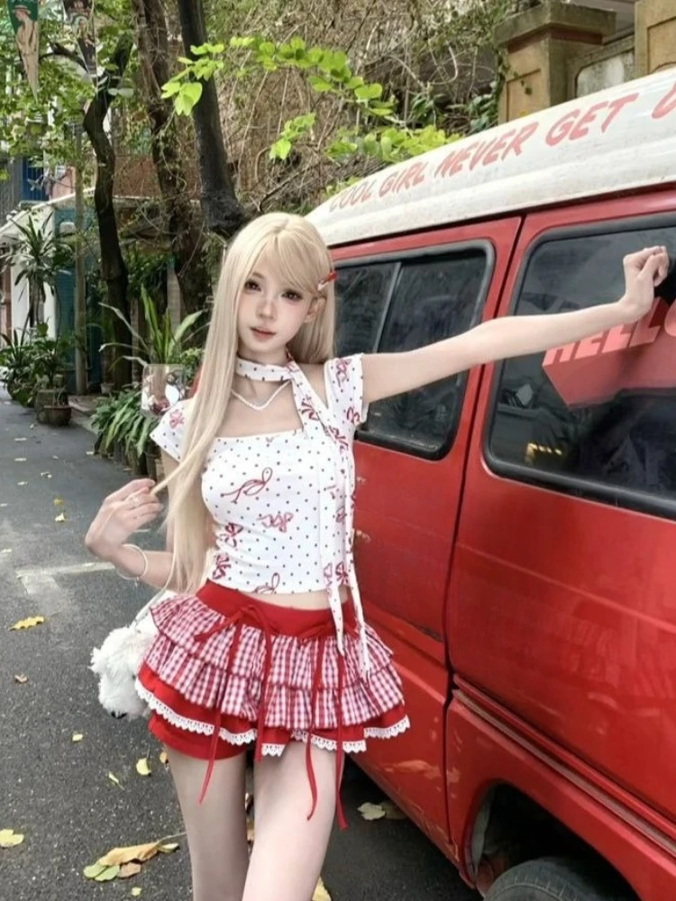 Летние комплекты юбок в стиле Лолита Kawaii из 2 предметов Y2k с принтом в горошек, тонкие топы с короткими рукавами + бант 2000-х годов, милые мини-юбки, винтажные сексуальные костюмы
Летние комплекты юбок в стиле Лолита Kawaii из 2 предметов Y2k с принтом в горошек, тонкие топы с короткими рукавами + бант 2000-х годов, милые мини-юбки, винтажные сексуальные костюмы