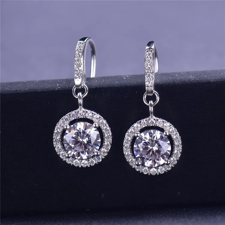 Серьги Mosonite женские из серебра 925 пробы, новая Корейская версия, круглый мешочек 1 карат, микро-встроенный ушной крючок, разные цвета
Серьги Mosonite женские из серебра 925 пробы, новая Корейская версия, круглый мешочек 1 карат, микро-встроенный ушной крючок, разные цвета