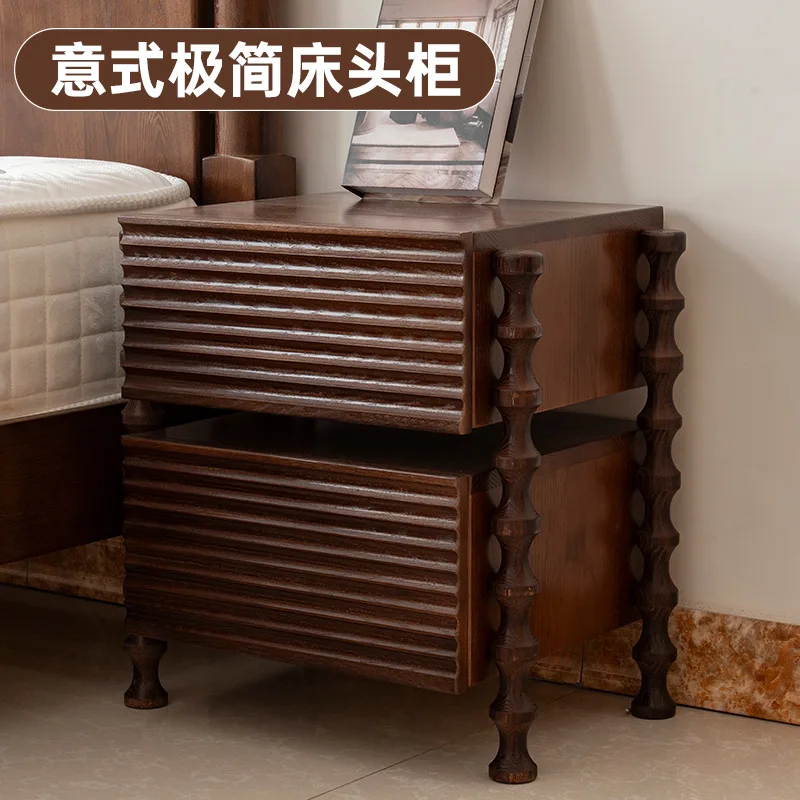 Italian minimalist solid wood bedside table household antique style bedroom retro high-end walnut minimalist style storage
Italian minimalist solid wood bedside table household antique style bedroom retro high-end walnut minimalist style storage