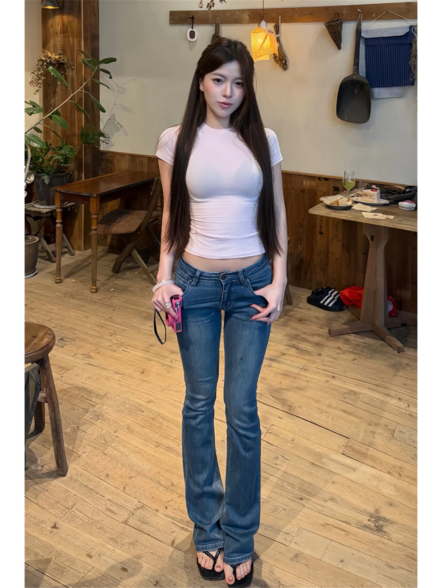 Extended Length Low Waist Bell Bottom Denim Jeans Women's Spring Summer Slimming Design Casual Floor Length Pants
Extended Length Low Waist Bell Bottom Denim Jeans Women's Spring Summer Slimming Design Casual Floor Length Pants