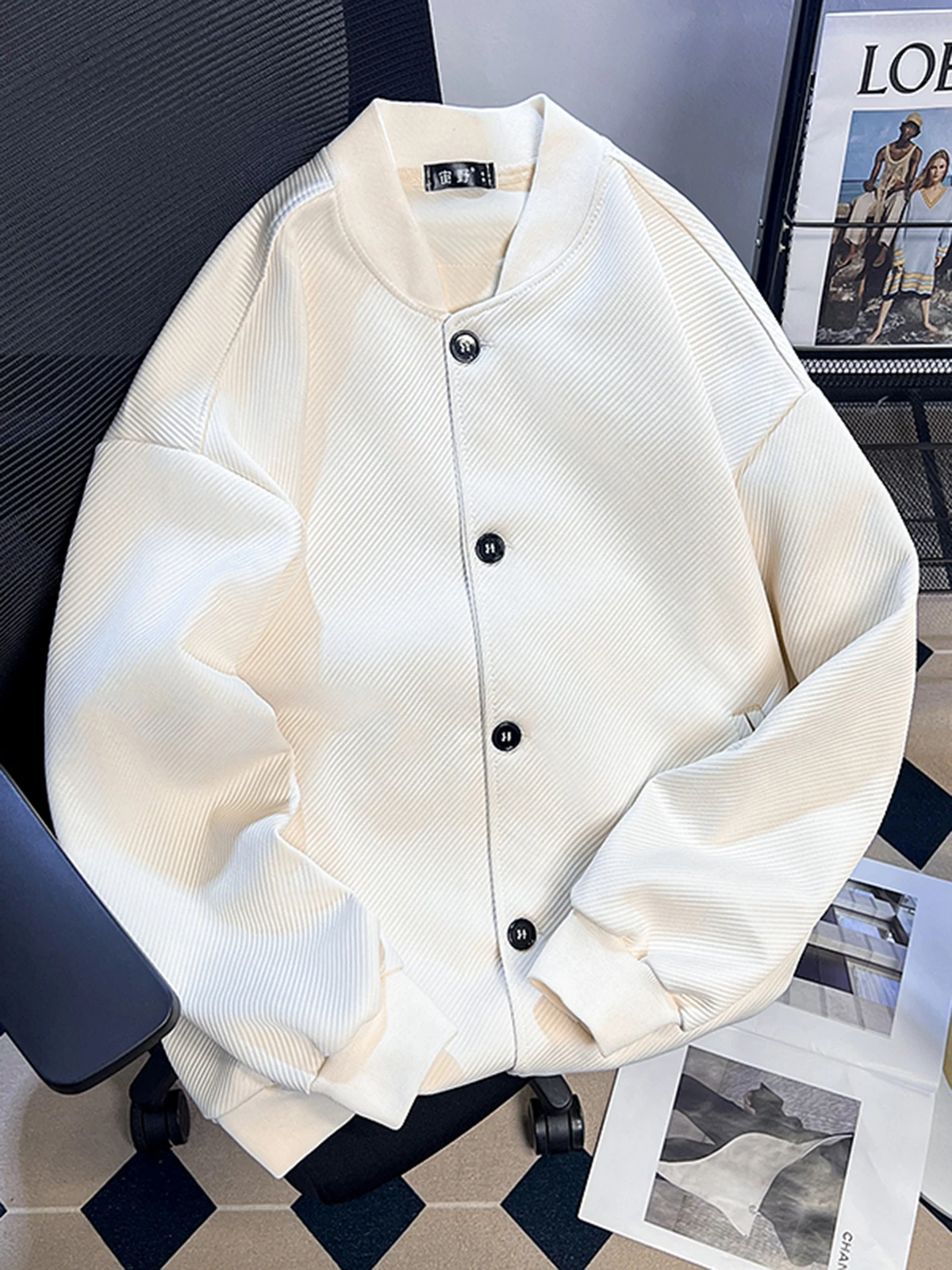 Spring Autumn Men's Bomber Jacket Casual Men Men's Lightweight Sportswear Jacket Fashion Windbreaker Button Up Coat B73
Spring Autumn Men's Bomber Jacket Casual Men Men's Lightweight Sportswear Jacket Fashion Windbreaker Button Up Coat B73