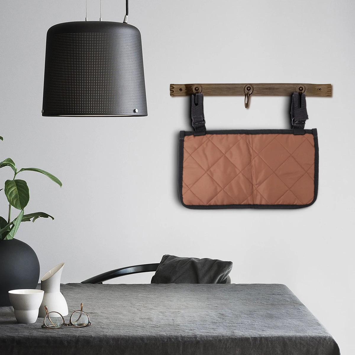 1pc Handrail Storage Bag Wheelchair Multi-pocket Side Organizer Pouch Durable Quality Material Fits Electric Manual 
1pc Handrail Storage Bag Wheelchair Multi-pocket Side Organizer Pouch Durable Quality Material Fits Electric Manual