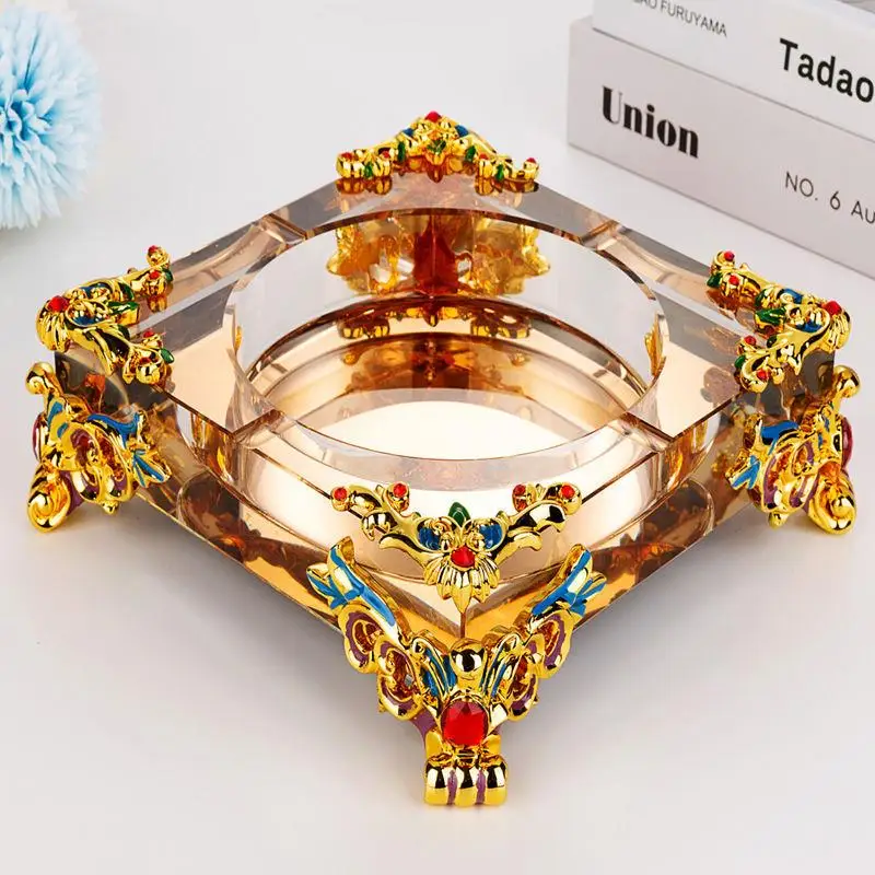 Creative personality trend Multifunctional large crystal ashtray Glass fashion European living room Home ashtray
Creative personality trend Multifunctional large crystal ashtray Glass fashion European living room Home ashtray