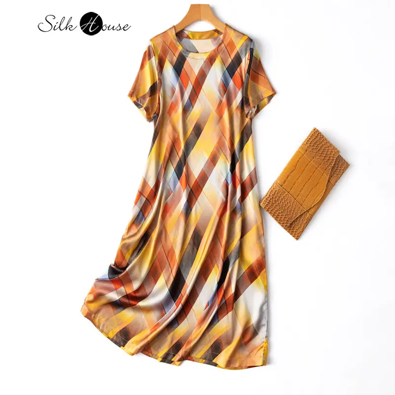2023 Summer New Vintage Gradient Diamond Grid Elastic Satin Silk Cocoon Loose Silkworm Silk Women's Fashion Dress
2023 Summer New Vintage Gradient Diamond Grid Elastic Satin Silk Cocoon Loose Silkworm Silk Women's Fashion Dress