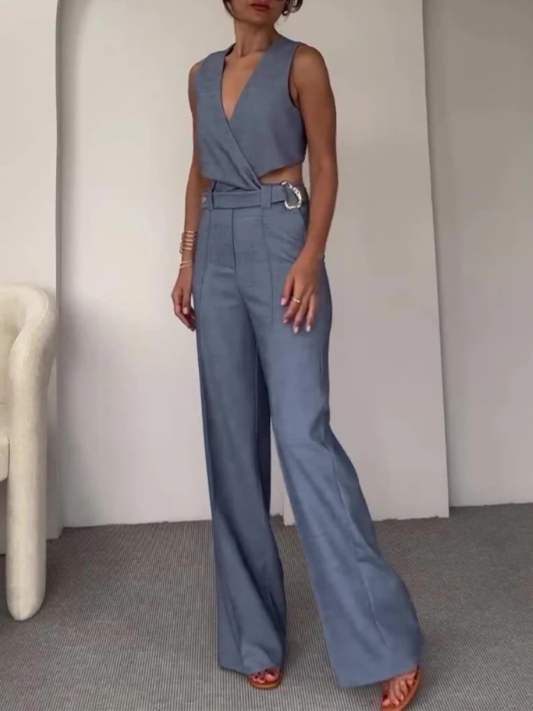 Модный элегантный офисный женский комплект 2023 года, новый летний однотонный пуловер без рукавов с v-образным вырезом, нерегулярный однотонный пуловер, жилет, топ, свободные прямые брюки
Модный элегантный офисный женский комплект 2023 года, новый летний однотонный пуловер без рукавов с v-образным вырезом, нерегулярный однотонный пуловер, жилет, топ, свободные прямые брюки