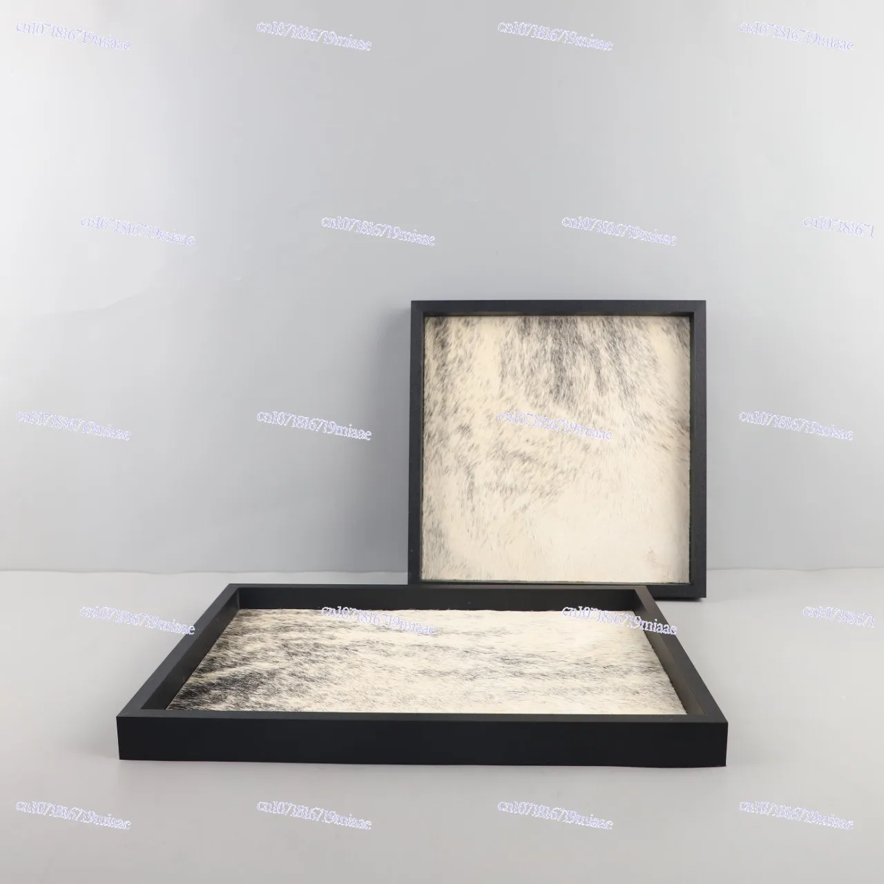 Modern Minimalist High-end Leather Horse Hair Aromatherapy Decorative Tray Ornament Living Room Bedroom Cloakroom Home
Modern Minimalist High-end Leather Horse Hair Aromatherapy Decorative Tray Ornament Living Room Bedroom Cloakroom Home