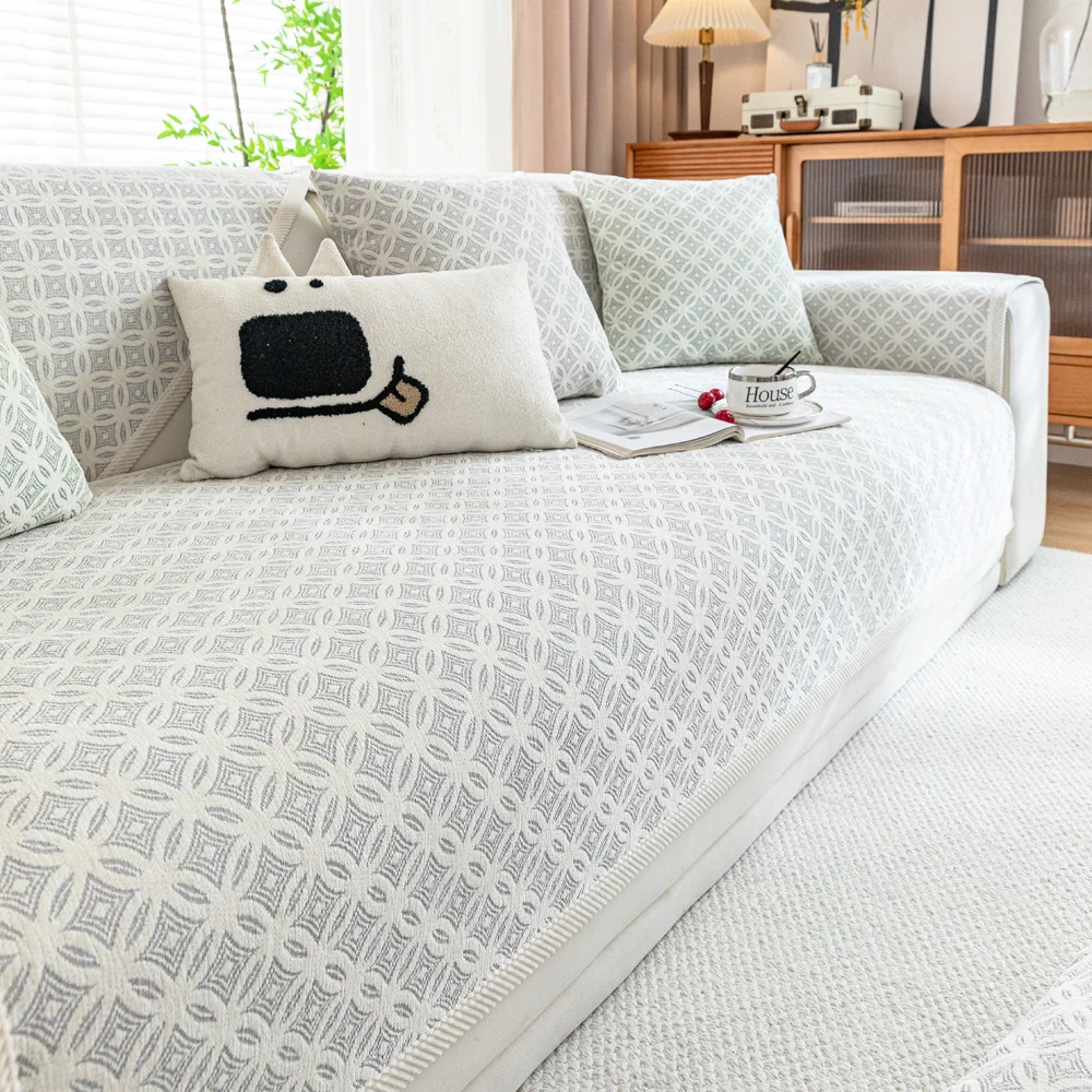 Luxury Sofa Cover for Living Room All Inclusive Non-Slip Sofa Cushion Mat Couch Towel Sectional Couch Cover Home Decor
Luxury Sofa Cover for Living Room All Inclusive Non-Slip Sofa Cushion Mat Couch Towel Sectional Couch Cover Home Decor