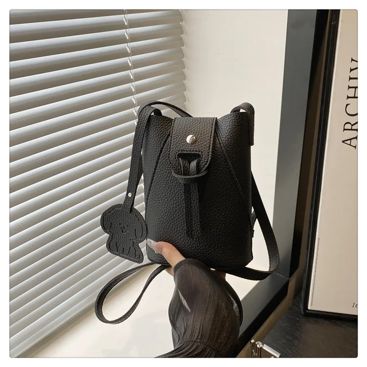 Women's Small Crossbody Bag PU Handbags Luxury Designer Purse Leather Messenger Bags Travel Fashion Bag for Female Shoulder Bags
Women's Small Crossbody Bag PU Handbags Luxury Designer Purse Leather Messenger Bags Travel Fashion Bag for Female Shoulder Bags