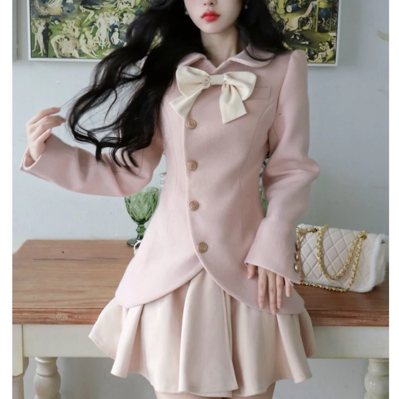 2023 Luxury Designer Pink Spring and Autumn New Elegant Women's Dress Fake Two Pieces of Woolen Patchwork Coat
2023 Luxury Designer Pink Spring and Autumn New Elegant Women's Dress Fake Two Pieces of Woolen Patchwork Coat