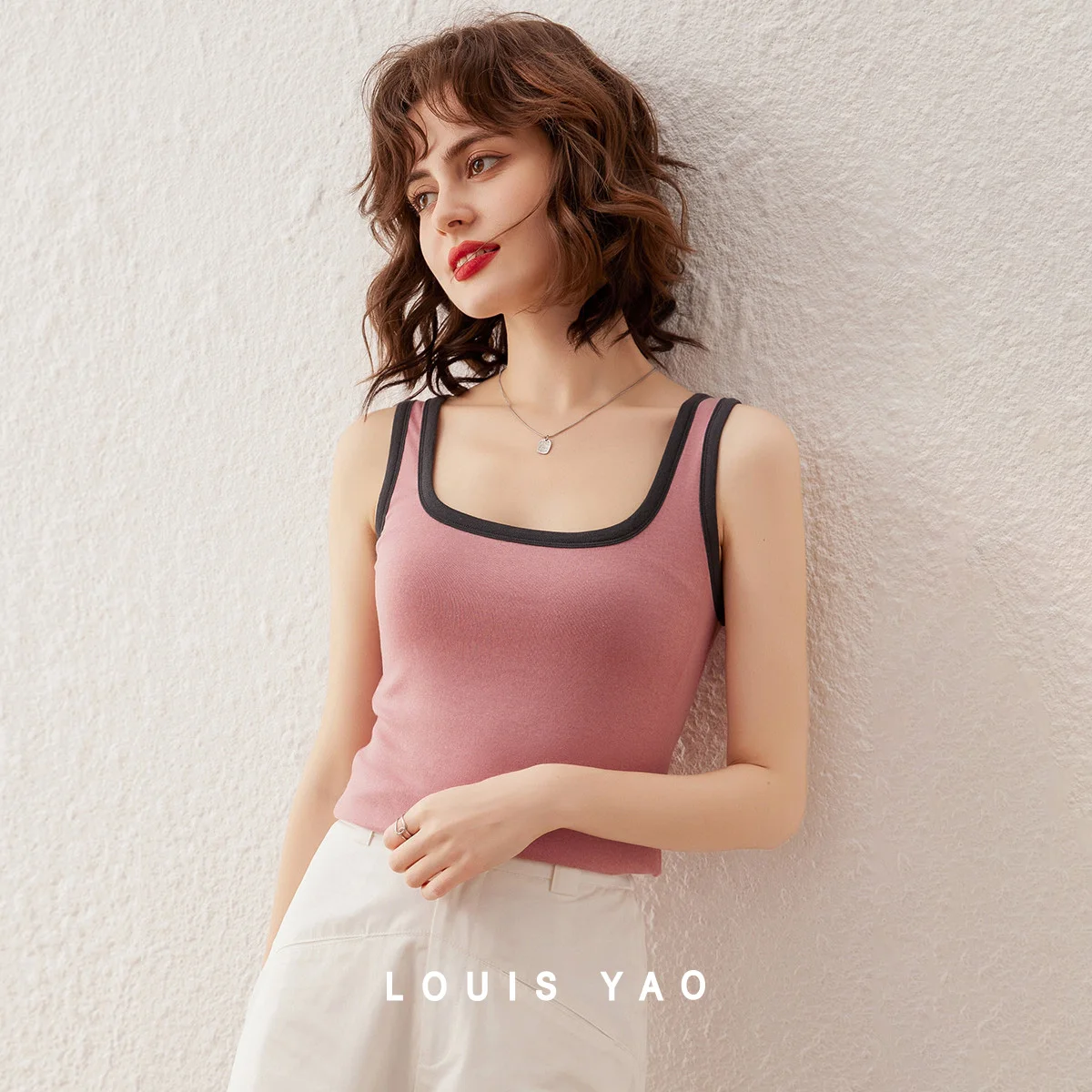Contrasting Colours Square Neck Tanks Bottom Tops Sleeveless Peplum Tops Pullover Women Camisoles Summer New 2025
Contrasting Colours Square Neck Tanks Bottom Tops Sleeveless Peplum Tops Pullover Women Camisoles Summer New 2025