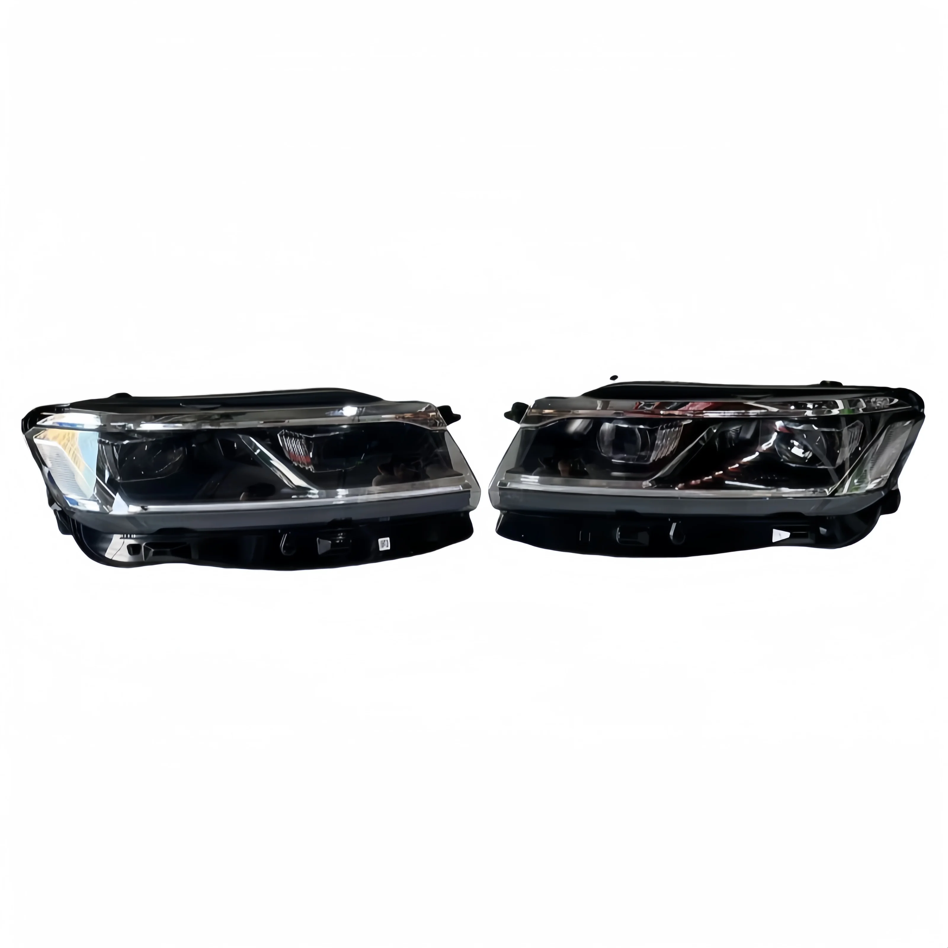 High quality Front headlight LED Head Lamps For Touareg 2021-2023 Original Car Accessories
High quality Front headlight LED Head Lamps For Touareg 2021-2023 Original Car Accessories
