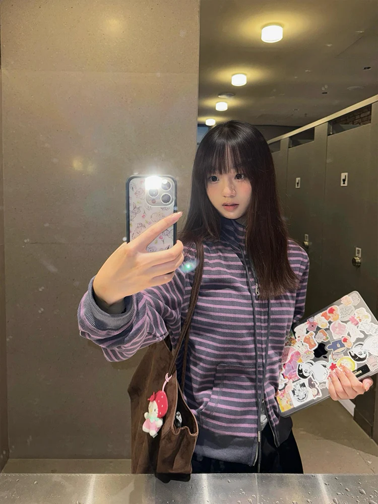 Purple Striped Zipper Hoodie Jaet Women's ort Sle Autumn Winter New Design Sensation Casual Faion Top
Purple Striped Zipper Hoodie Jaet Women's ort Sle Autumn Winter New Design Sensation Casual Faion Top