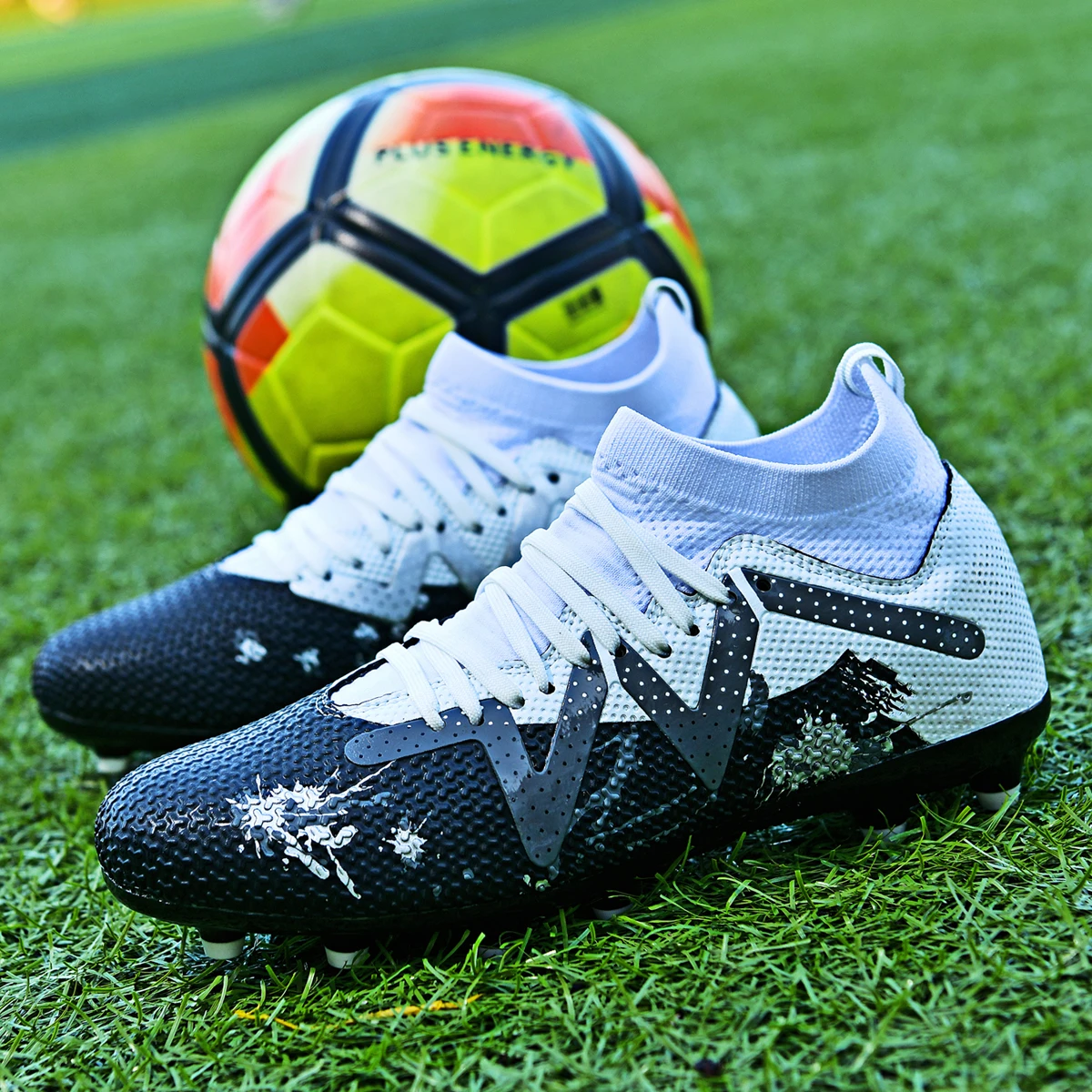 Comfort Fit AG FG Soccer cleats PU Fabric Stitching Upper TPU Non-slip Sole All Season Men Women Kids Athletic Footwear
Comfort Fit AG FG Soccer cleats PU Fabric Stitching Upper TPU Non-slip Sole All Season Men Women Kids Athletic Footwear