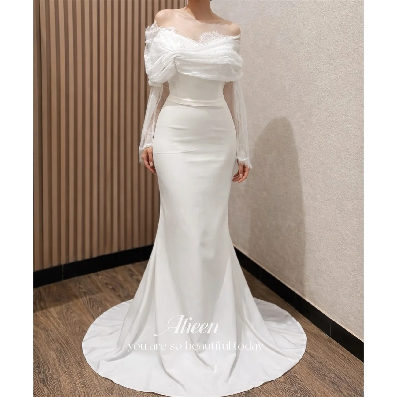 Aileen Satin Off The Shoulder Ivory Mermaid Evening Dress 2026 Prom Dress Formal Evening Robes de Soirée Women Elegant Banquet
Aileen Satin Off The Shoulder Ivory Mermaid Evening Dress 2026 Prom Dress Formal Evening Robes de Soirée Women Elegant Banquet