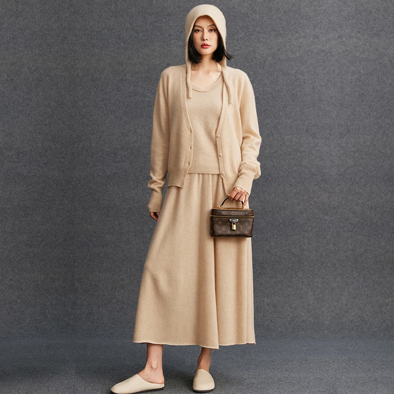 Ladies' matching set 100% cashmere V-neck cardigan jacket, casual knitted loose skirt pocket two-piece set, fashionable
Ladies' matching set 100% cashmere V-neck cardigan jacket, casual knitted loose skirt pocket two-piece set, fashionable
