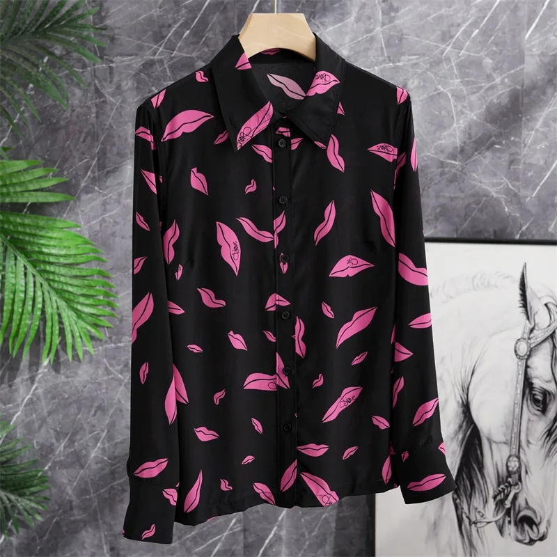 Black Silk Shirt with Lip Print Ribbon Design Commute Style Long Sleeve Regular Fit Women's Premium Fashion Top
Black Silk Shirt with Lip Print Ribbon Design Commute Style Long Sleeve Regular Fit Women's Premium Fashion Top
