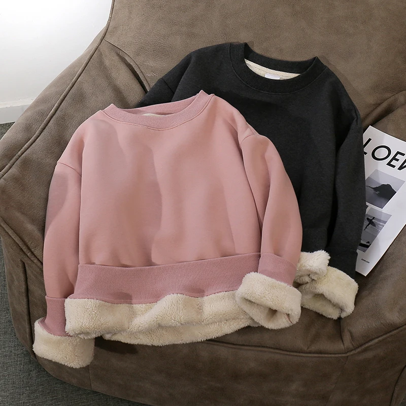 Korean Style Simple Solid Color O-Neck Fleece Pullovers Casual All-Matched Oversized Sweatshirts Thick Lambswool Chic T-Shirt
Korean Style Simple Solid Color O-Neck Fleece Pullovers Casual All-Matched Oversized Sweatshirts Thick Lambswool Chic T-Shirt