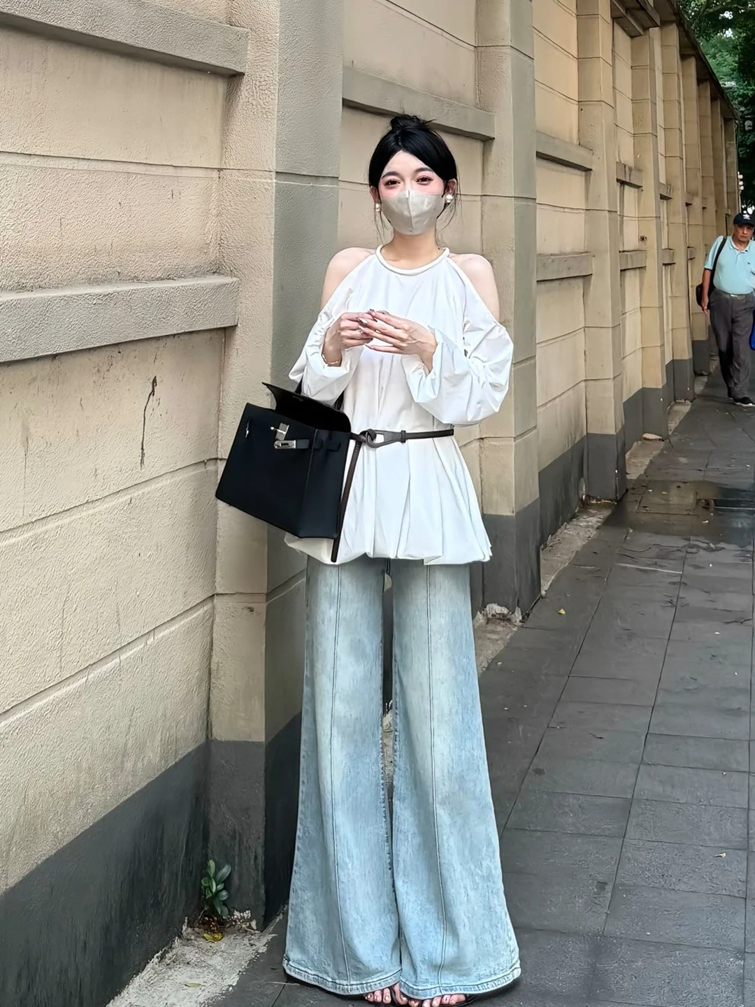 Женская блузка Ele Light Maturi с открытыми плечами и длинными рукавами, весна 2026, новинка, с цветочным принтом, повседневный шикарный топ
Женская блузка Ele Light Maturi с открытыми плечами и длинными рукавами, весна 2026, новинка, с цветочным принтом, повседневный шикарный топ