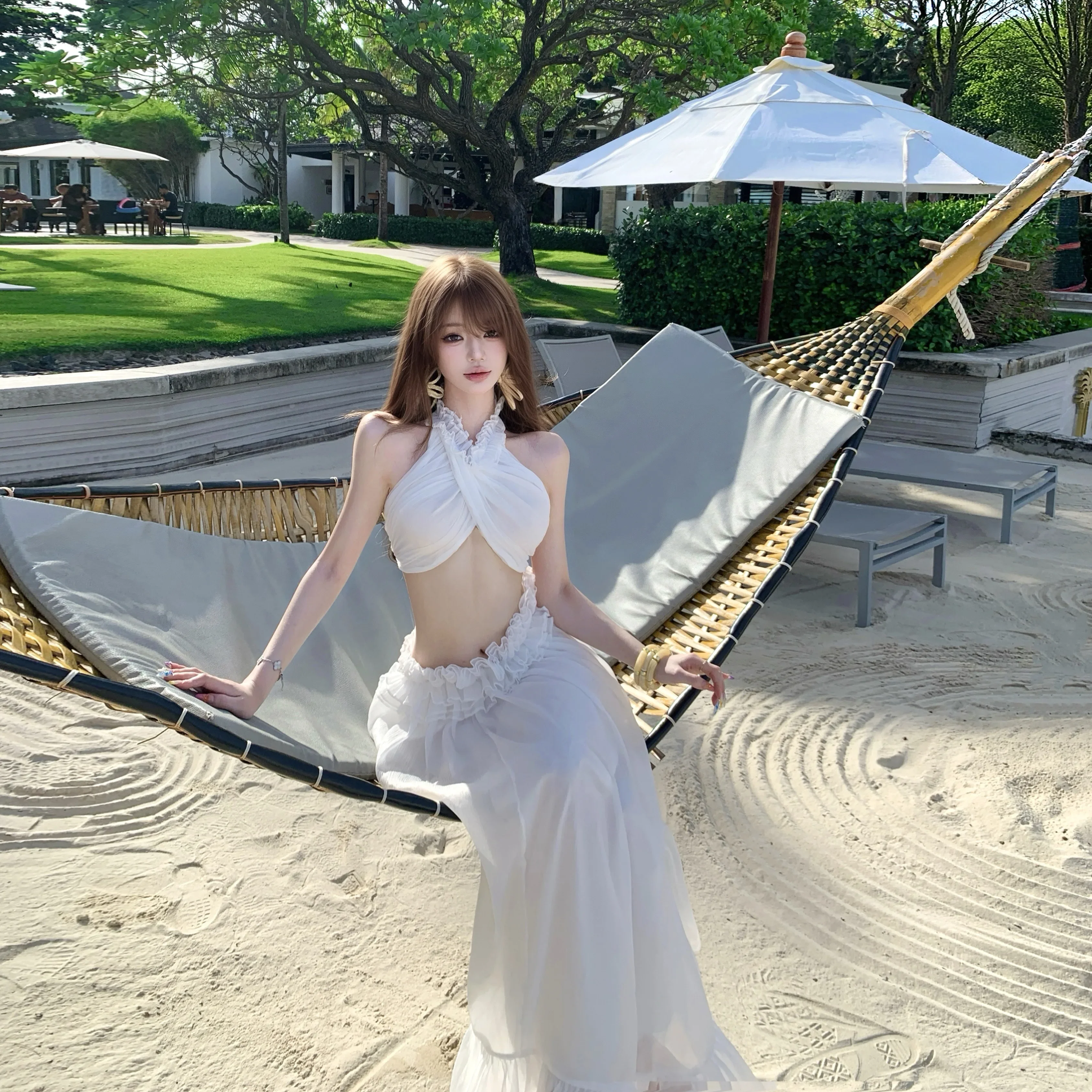 Iridesse 2026, Summer, Island Vacation Style Suit, Elegant Lady, Niche Design, Cross Halter Top, Ruffled Lace Long Skirt
Iridesse 2026, Summer, Island Vacation Style Suit, Elegant Lady, Niche Design, Cross Halter Top, Ruffled Lace Long Skirt