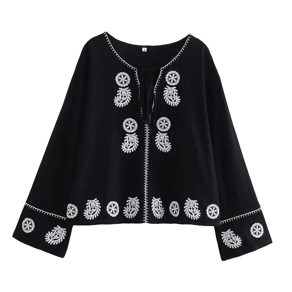 2023 New Women's Wear High Quality Fashion Casual Loose Fit Retro Black Embroidered Cotton Shirt Top
2023 New Women's Wear High Quality Fashion Casual Loose Fit Retro Black Embroidered Cotton Shirt Top