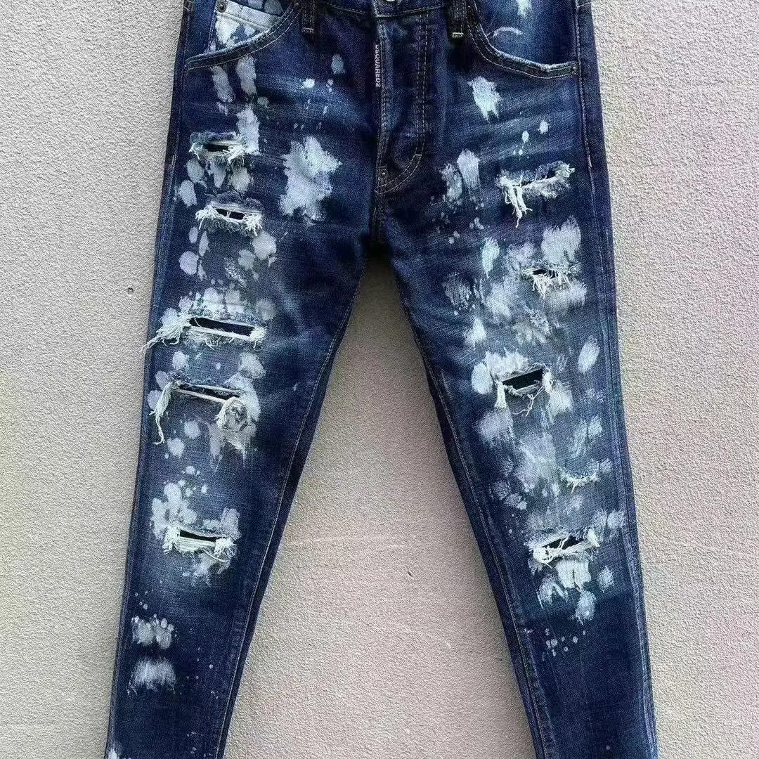 New Faionable Trendy Denim Jeans with Splaed Ink And Hole Punching Detail Lightweight Luxury Straight Leg Fit Jeans
New Faionable Trendy Denim Jeans with Splaed Ink And Hole Punching Detail Lightweight Luxury Straight Leg Fit Jeans