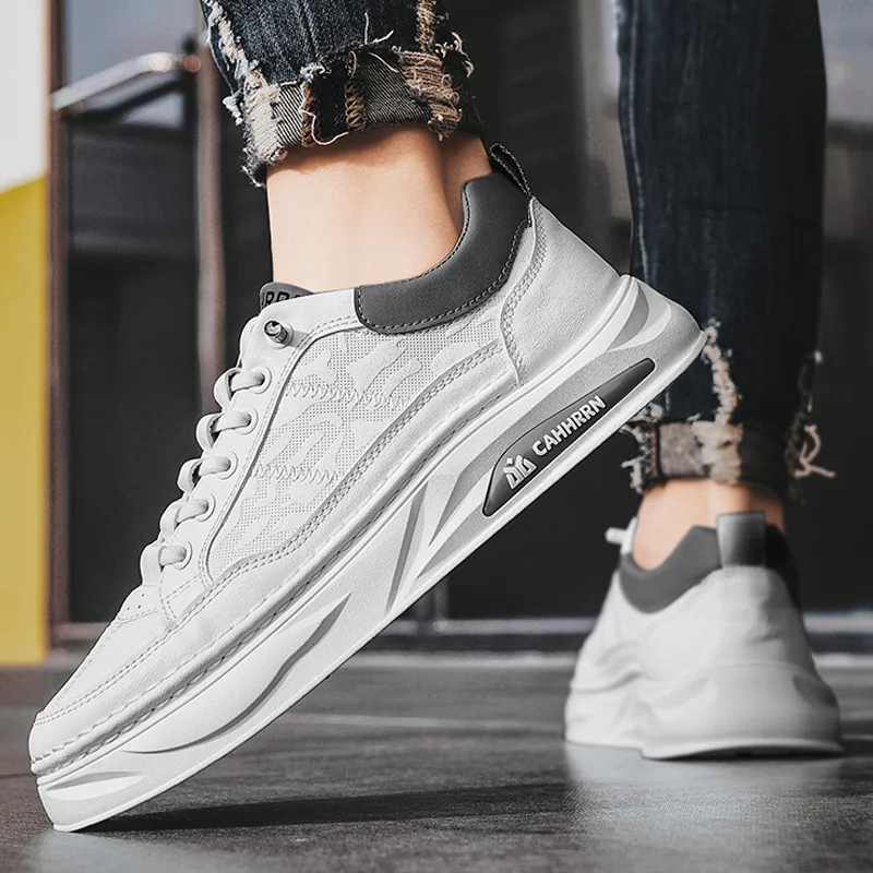 New Spring New Leather Board Shoes Small White Shoe Casual Matching Student Single Shoe Fashion Shoes Four Seasons Men
New Spring New Leather Board Shoes Small White Shoe Casual Matching Student Single Shoe Fashion Shoes Four Seasons Men