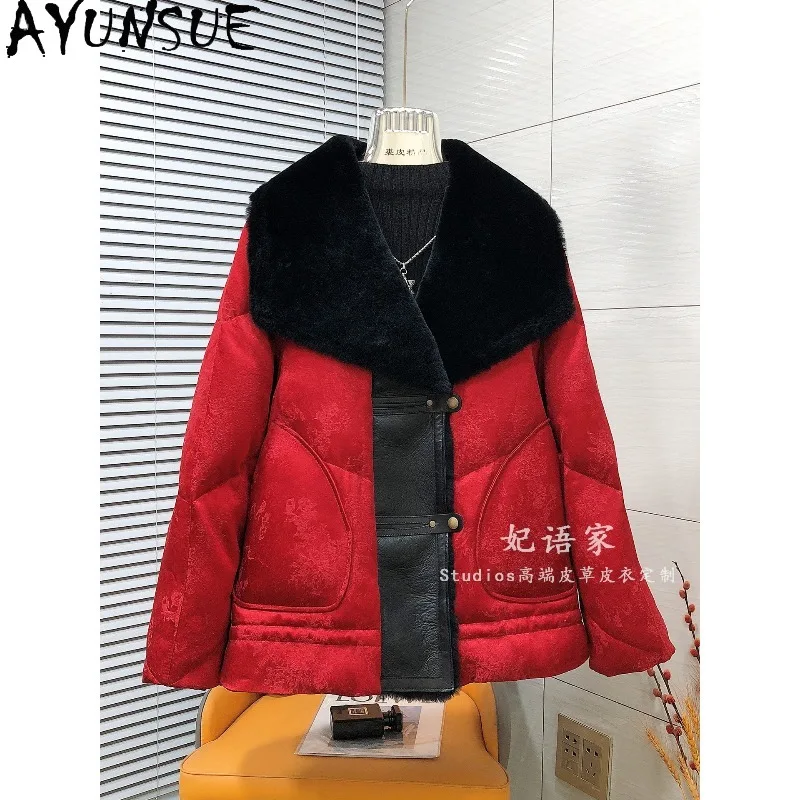 AYUNSUE Women's Goose Down Jacket Shearling Lapel Collar Winter Outerwears Chinese Style Red Down Jacket Woman Clothes Casaco
AYUNSUE Women's Goose Down Jacket Shearling Lapel Collar Winter Outerwears Chinese Style Red Down Jacket Woman Clothes Casaco