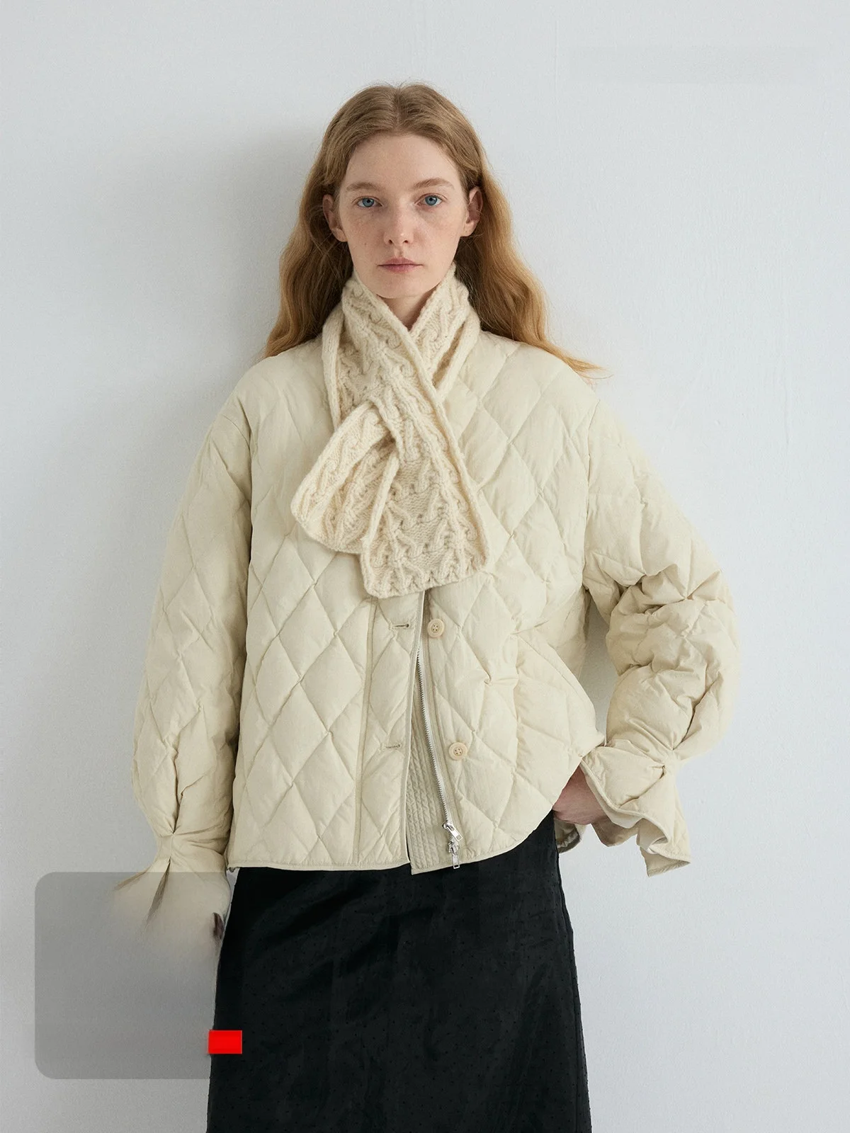 Теплая куртка с наполнителем из 90% белого пуха, с отстегивающимися манжетами, повседневная, с длинными рукавами, на молнии, с круглым вырезом горловины
Теплая куртка с наполнителем из 90% белого пуха, с отстегивающимися манжетами, повседневная, с длинными рукавами, на молнии, с круглым вырезом горловины