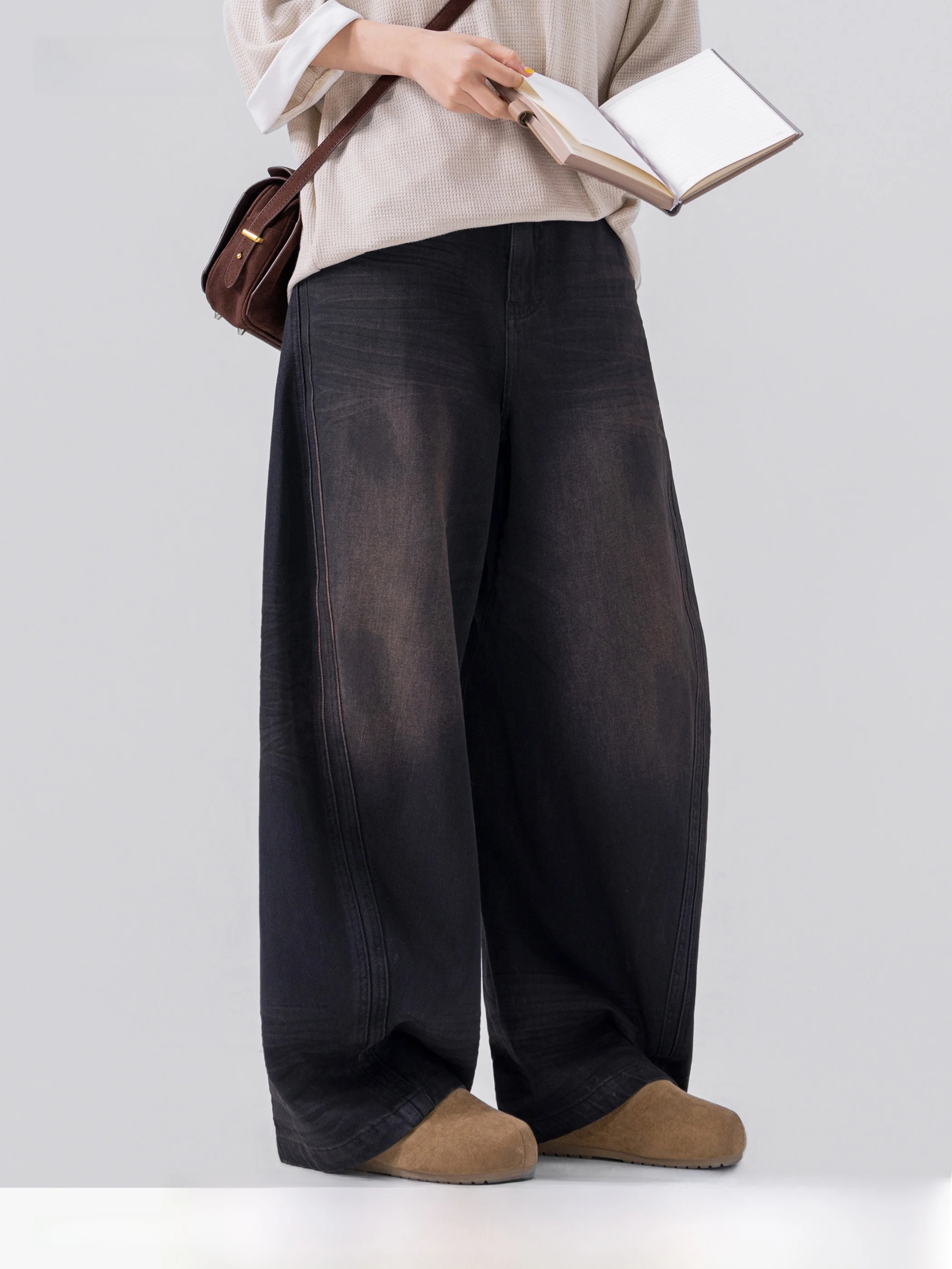 AOGZ American Retro Denim Jeans Men Women Summer New Washed Vintage High Street Trend Straight Leg Wide Leg Pants
AOGZ American Retro Denim Jeans Men Women Summer New Washed Vintage High Street Trend Straight Leg Wide Leg Pants
