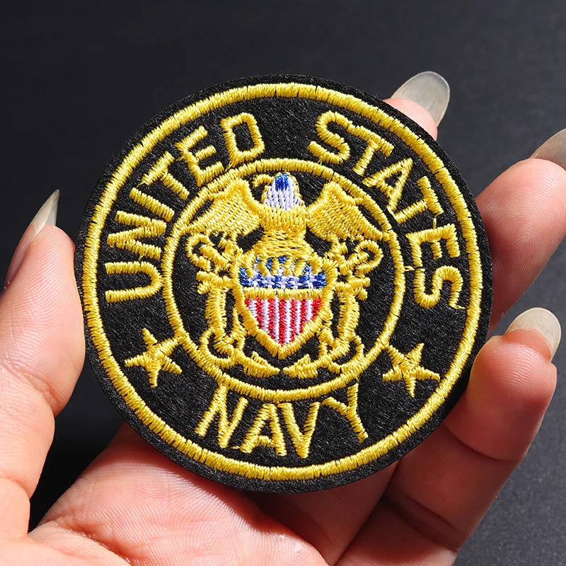 Gold circular badge size: 6.4 * 6.4CM Patch Embroidered Applique Sewing Clothes Iron On Stickers Apparel Accessories Badges
Gold circular badge size: 6.4 * 6.4CM Patch Embroidered Applique Sewing Clothes Iron On Stickers Apparel Accessories Badges