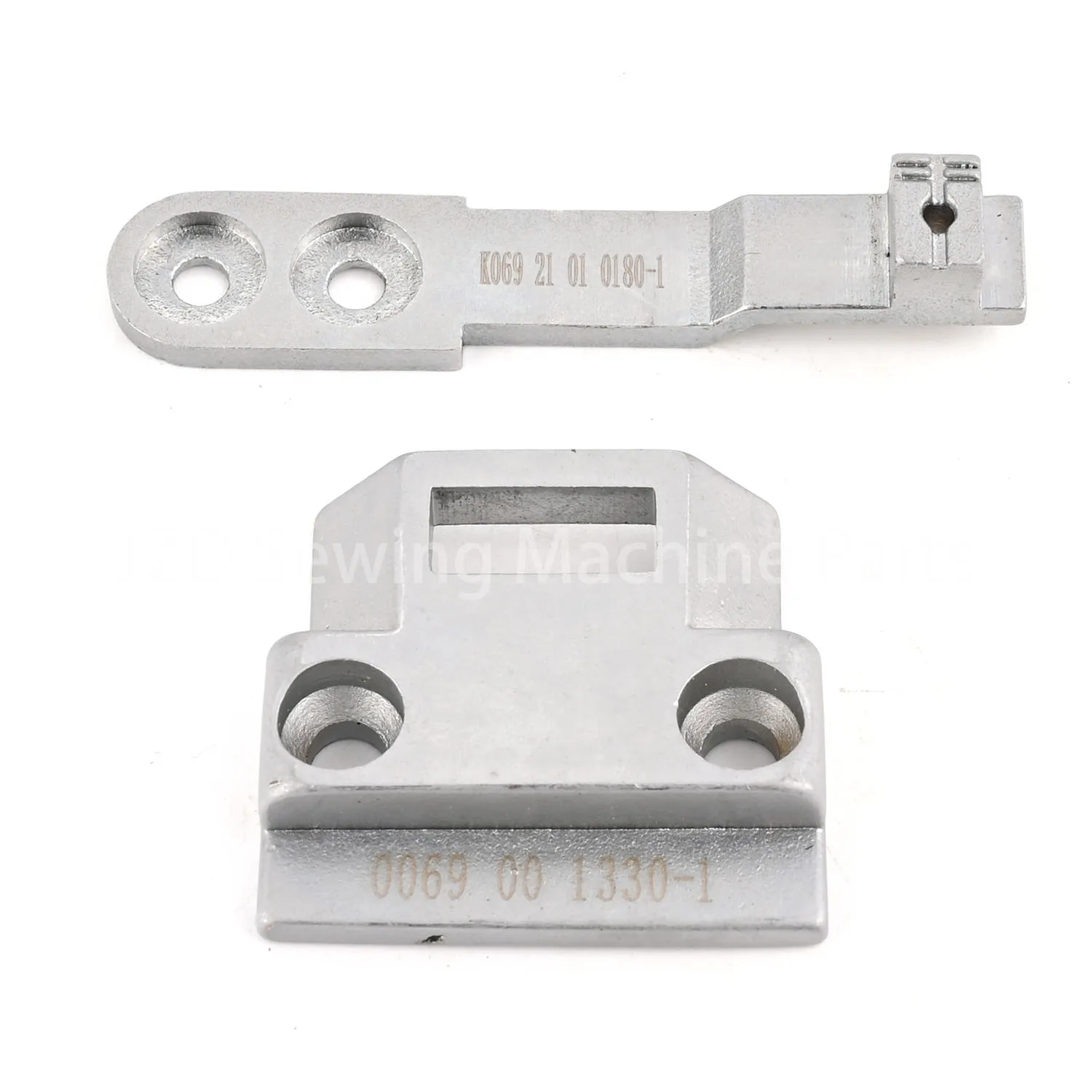 1SET #0069 00 1330-1 + K069 21 0180-1 Compatible with 69 Machine ModelDurkopp Sewing Machine Needle Plates Teeth Spare Parts
1SET #0069 00 1330-1 + K069 21 0180-1 Compatible with 69 Machine ModelDurkopp Sewing Machine Needle Plates Teeth Spare Parts