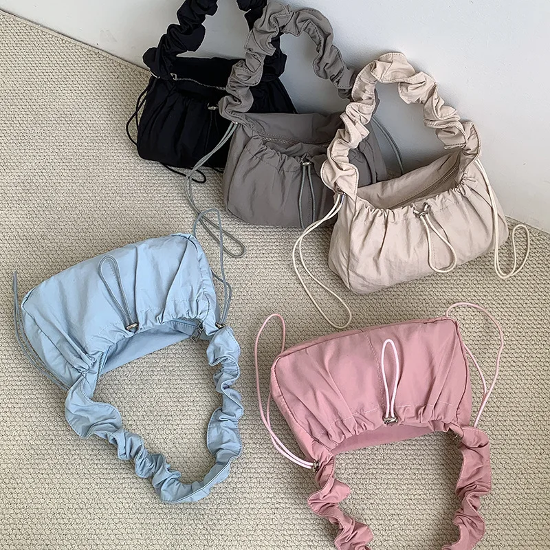 Women Handbags Shoulder Bag Crossbody Fashion Messenger Bags Casual Wrinkled Underarm Cloud Simple Korean Girls Luxury Nylon
Women Handbags Shoulder Bag Crossbody Fashion Messenger Bags Casual Wrinkled Underarm Cloud Simple Korean Girls Luxury Nylon
