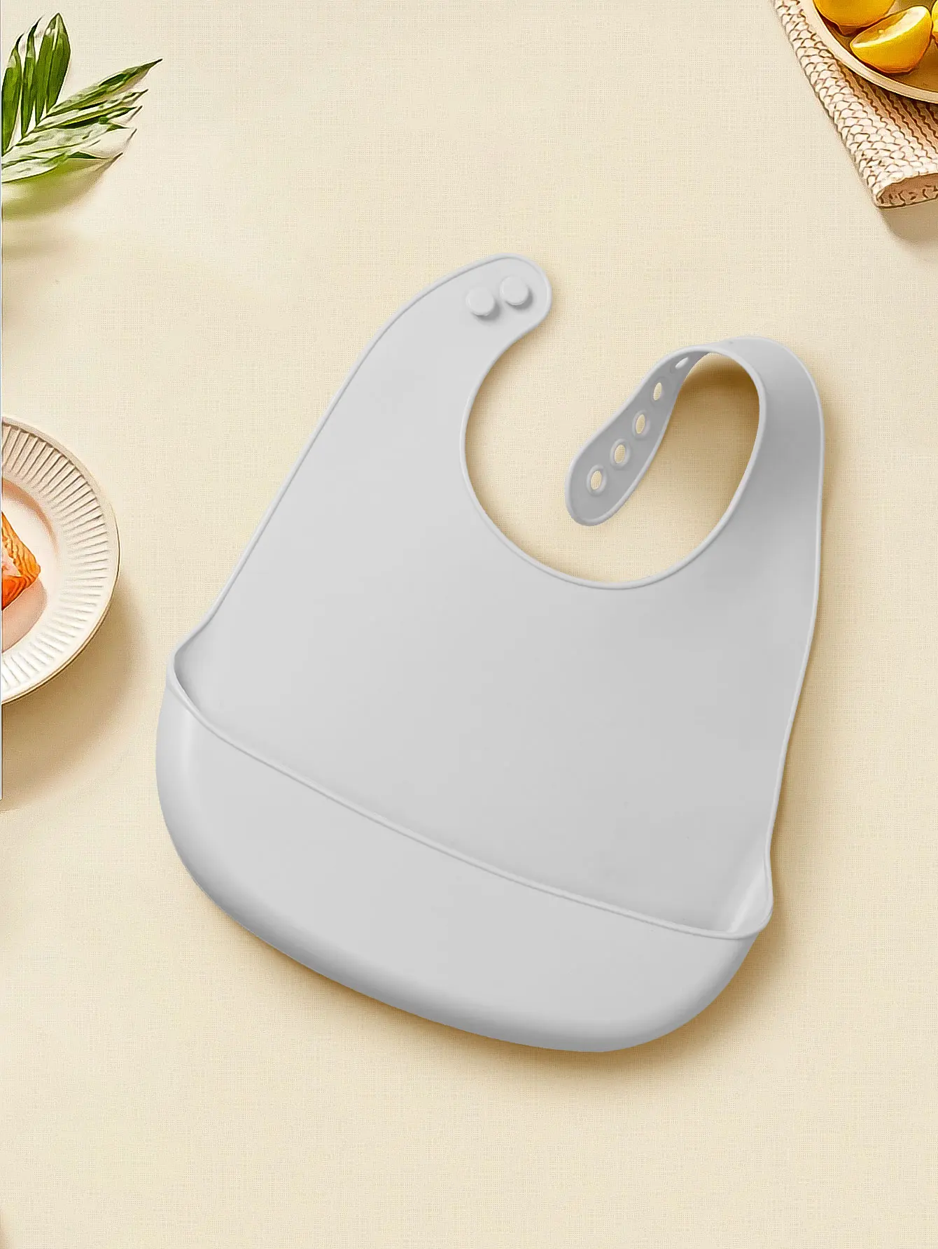 1pc Baby Silicone Bib Gray Solid Color Soft Waterproof Easy To Clean Food Grade Bpa Free Prevents Dirty Clothes BPA Free
1pc Baby Silicone Bib Gray Solid Color Soft Waterproof Easy To Clean Food Grade Bpa Free Prevents Dirty Clothes BPA Free