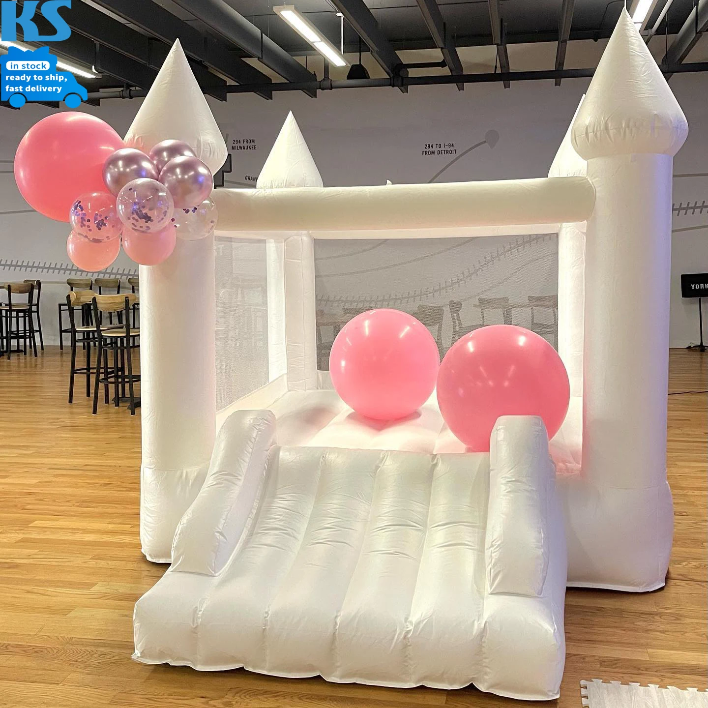 White Commercial PVC Mini Small Size Inflatable Bounce House for Kids Jumping Bouncy Castle With Slide Party Rental Show Event
White Commercial PVC Mini Small Size Inflatable Bounce House for Kids Jumping Bouncy Castle With Slide Party Rental Show Event