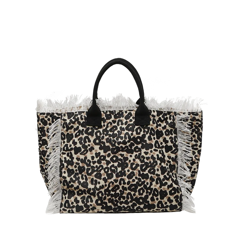 Large-capacity Leopard-print one-shoulder messenger bag spring/summer 2025 new fashion trend high-grade casual ladies tote bag
Large-capacity Leopard-print one-shoulder messenger bag spring/summer 2025 new fashion trend high-grade casual ladies tote bag